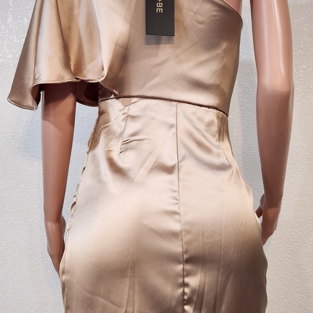 DO + BE One Shoulder Wrap Midi Champagne Dress Size S - Picture 9 of 15